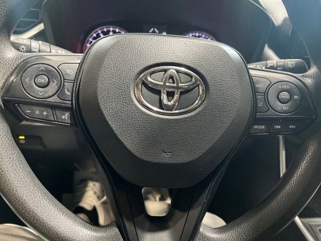 2019 Toyota RAV4 XLE AWD - 21995124 - 16
