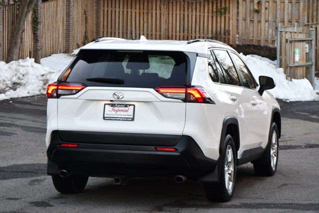 2019 Toyota RAV4 XLE AWD - 22968148 - 11