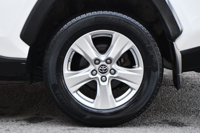 2019 Toyota RAV4 XLE AWD - 22968148 - 13
