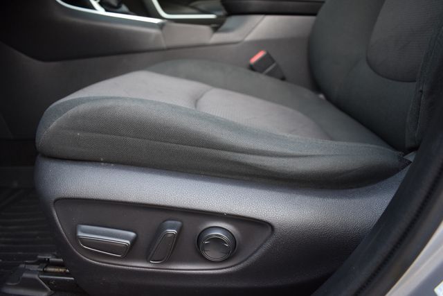 2019 Toyota RAV4 XLE AWD - 23002167 - 15