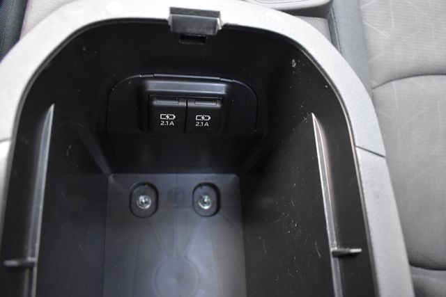 2019 Toyota RAV4 XLE AWD - 23002167 - 18