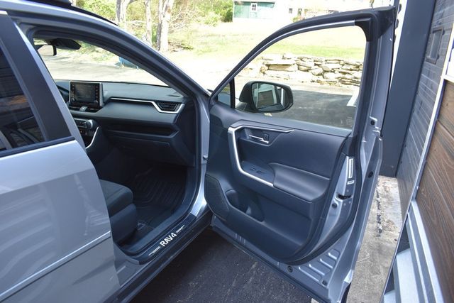 2019 Toyota RAV4 XLE AWD - 23002167 - 40