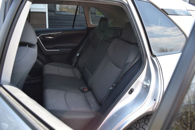 2019 Toyota RAV4 XLE AWD - 23002167 - 4