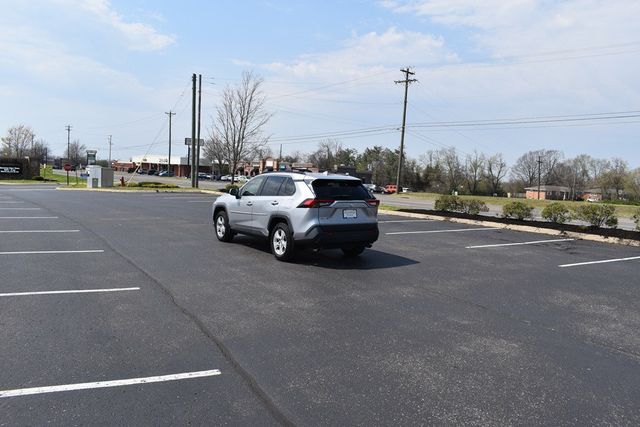 2019 Toyota RAV4 XLE AWD - 23002167 - 50