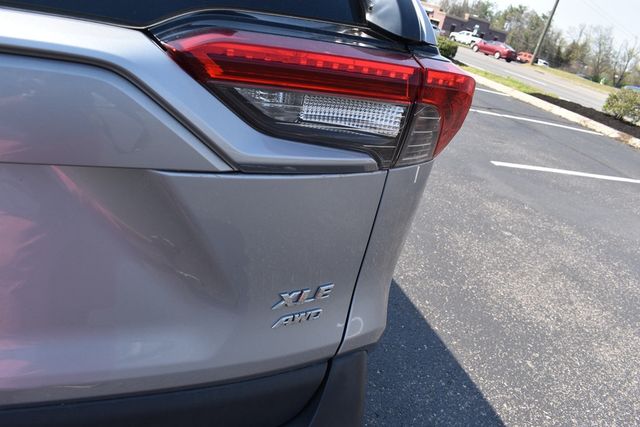 2019 Toyota RAV4 XLE AWD - 23002167 - 55