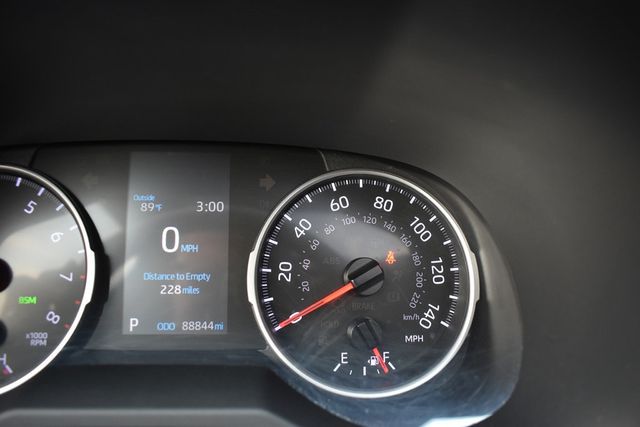 2019 Toyota RAV4 XLE AWD - 23002167 - 5