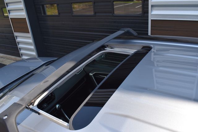 2019 Toyota RAV4 XLE AWD - 23002167 - 8