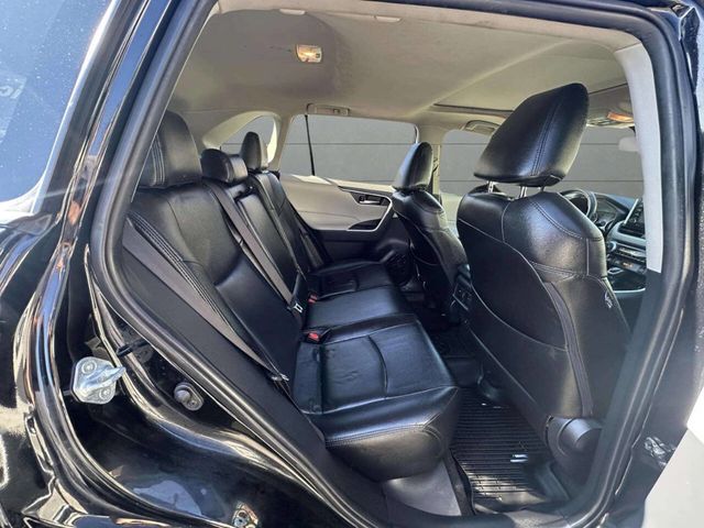 2019 Toyota RAV4 XLE AWD - 22937444 - 22