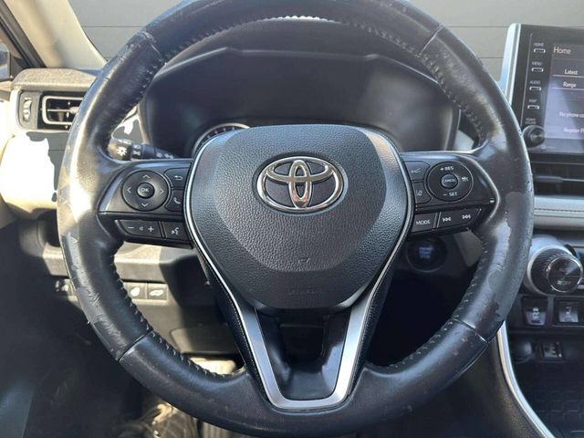 2019 Toyota RAV4 XLE AWD - 22937444 - 34