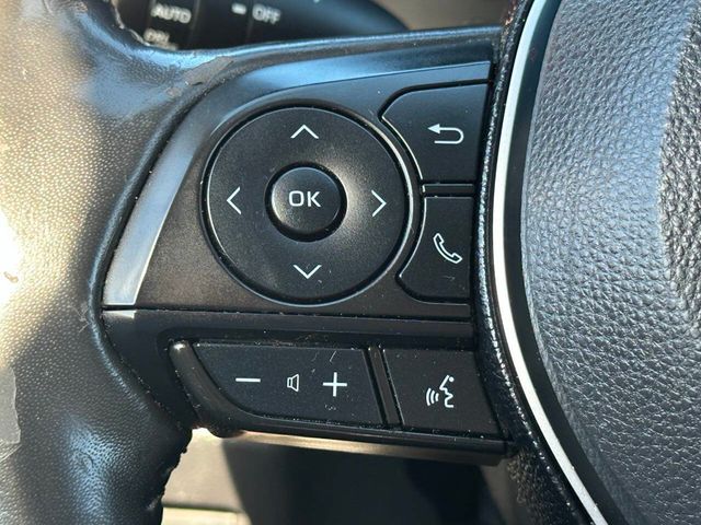 2019 Toyota RAV4 XLE AWD - 22937444 - 36