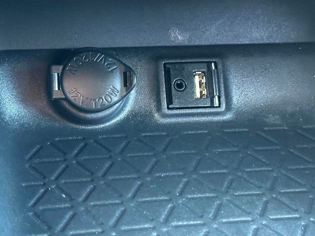 2019 Toyota RAV4 XLE AWD - 22937444 - 46