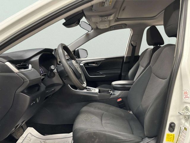 2019 Toyota RAV4 XLE AWD - 22967410 - 11