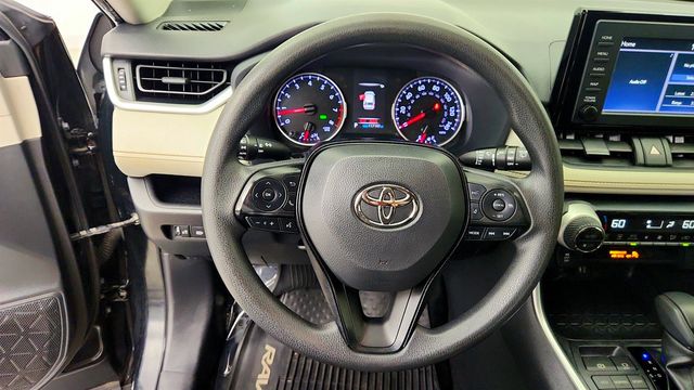 2019 Toyota RAV4 XLE AWD - 23063250 - 13