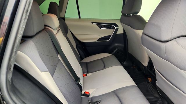 2019 Toyota RAV4 XLE AWD - 23063250 - 22