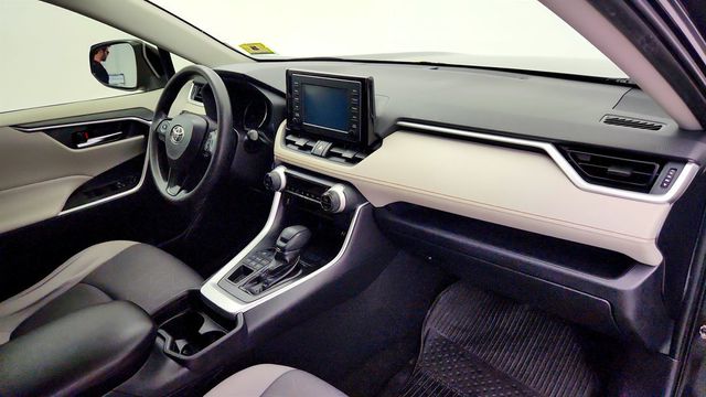 2019 Toyota RAV4 XLE AWD - 23063250 - 24