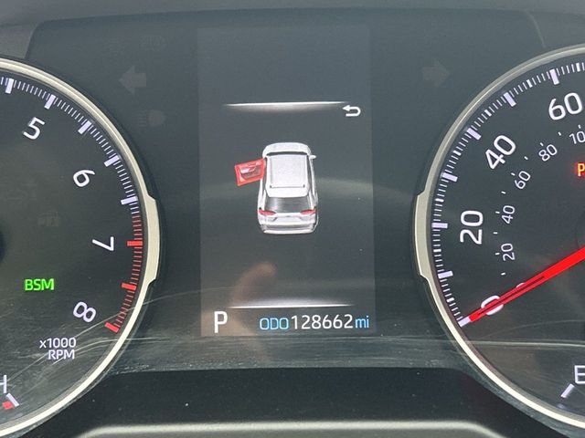 2019 Toyota RAV4 XLE FWD - 22946225 - 15