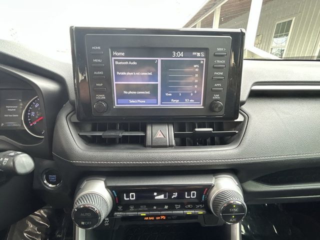 2019 Toyota RAV4 XLE FWD - 22946225 - 16