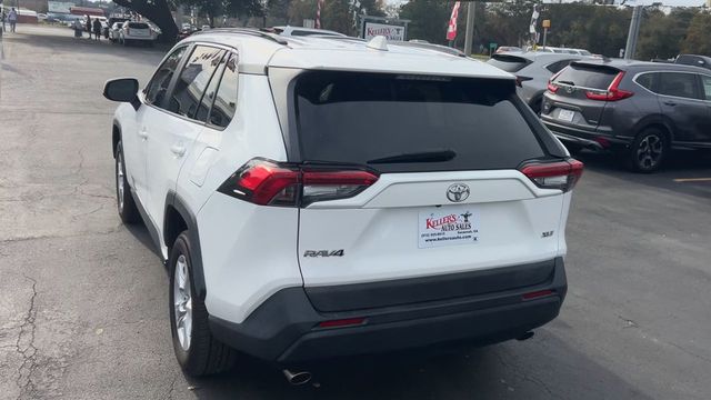 2019 Toyota RAV4 XLE FWD - 22946225 - 6