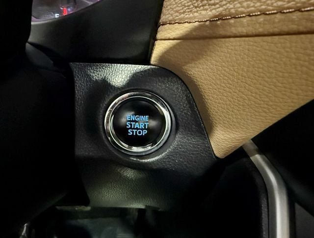 2019 Toyota RAV4 XLE FWD - 22942422 - 15