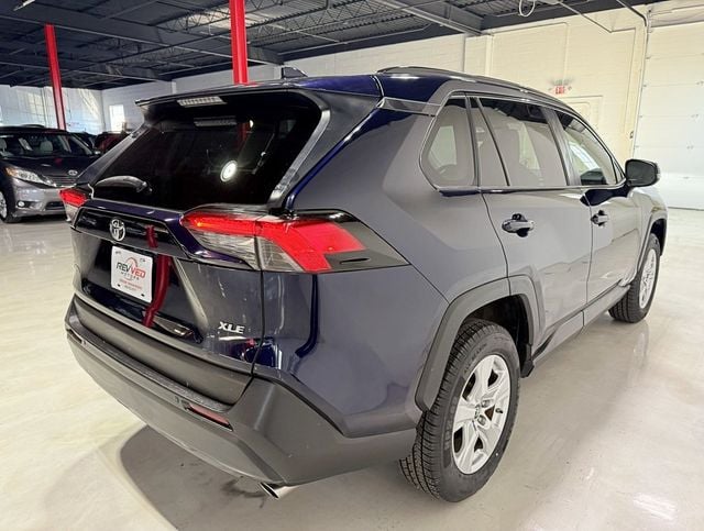 2019 Toyota RAV4 XLE FWD - 22942422 - 6