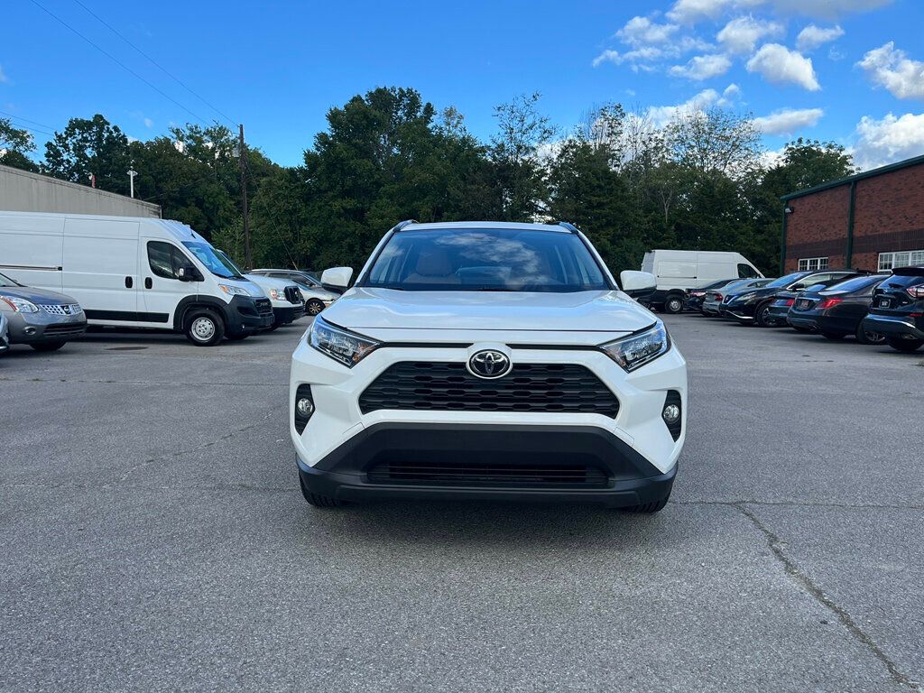 2019 Toyota RAV4 XLE FWD - 22924536 - 1