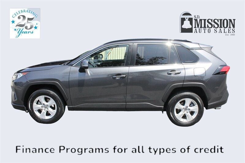 2019 Toyota RAV4 XLE FWD - 22499886 - 3