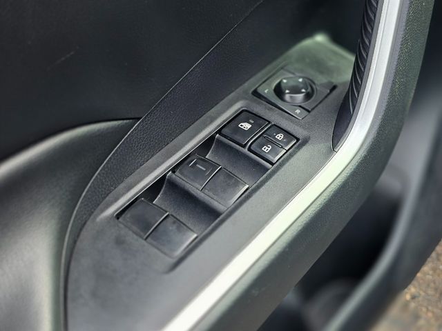 2019 Toyota RAV4 XLE FWD - 22967250 - 22