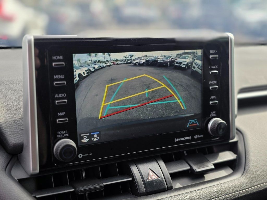 2019 Toyota RAV4 XLE FWD - 22967250 - 28