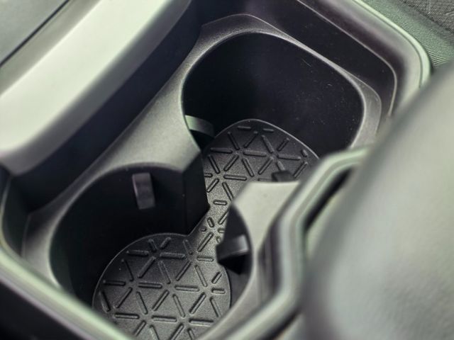 2019 Toyota RAV4 XLE FWD - 22967250 - 34