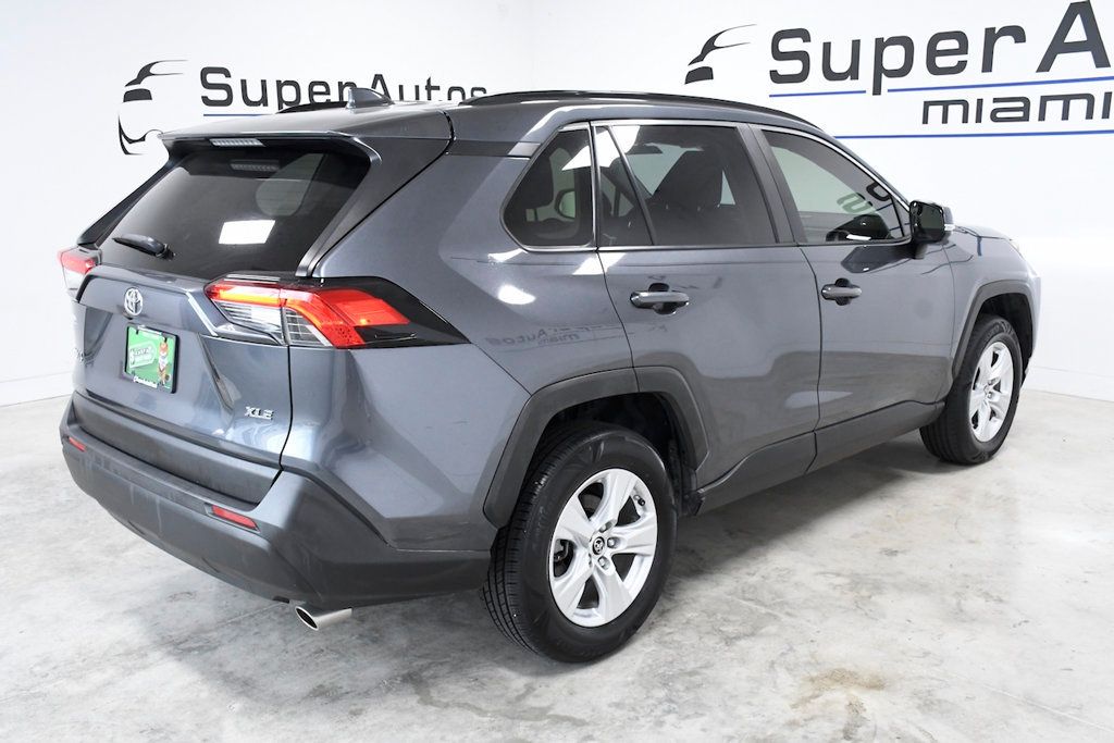 2019 Toyota RAV4 XLE FWD - 22751704 - 3