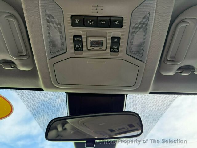 2019 Toyota RAV4 XLE FWD W/MOONROOF, APPLE CAR PLAY & BLINDSPOT - 22939862 - 35