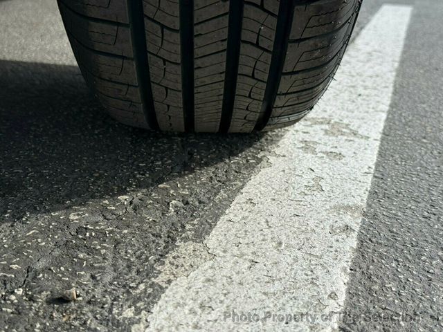 2019 Toyota RAV4 XLE FWD W/MOONROOF, APPLE CAR PLAY & BLINDSPOT - 22939862 - 47