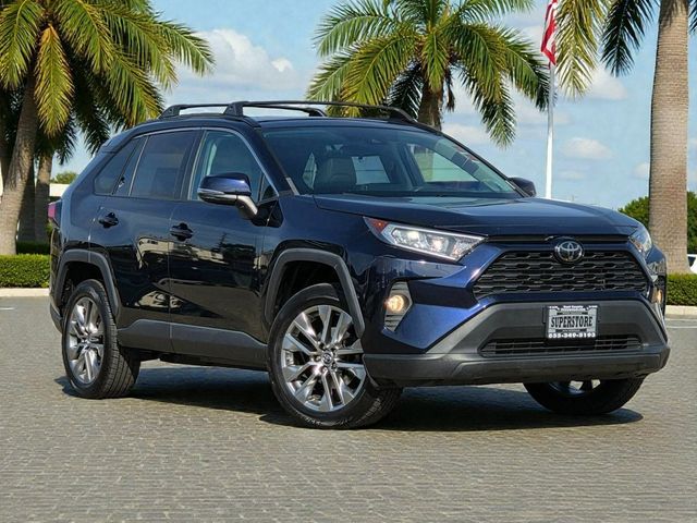 2019 Toyota RAV4 XLE Premium AWD - 22972145 - 1