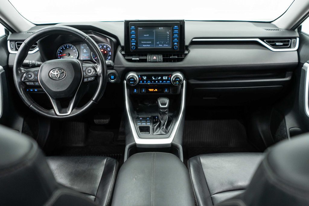 Toyota RAV4 photo 10