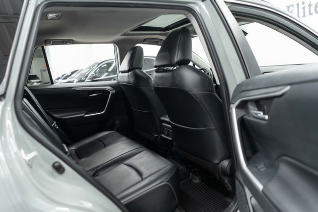 2019 Toyota RAV4 XLE Premium AWD - 23086518 - 12