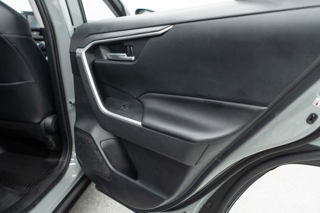 2019 Toyota RAV4 XLE Premium AWD - 23086518 - 26