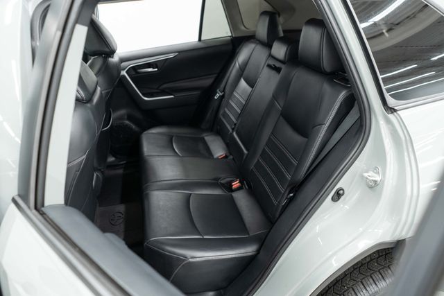 2019 Toyota RAV4 XLE Premium AWD - 23086518 - 28