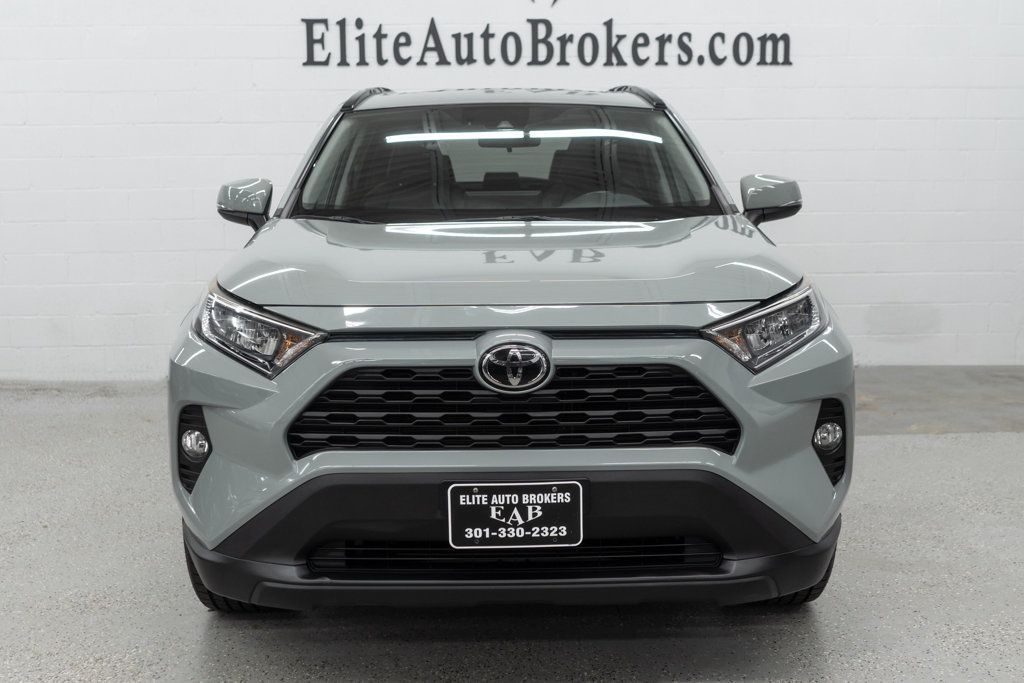 Toyota RAV4 photo 3