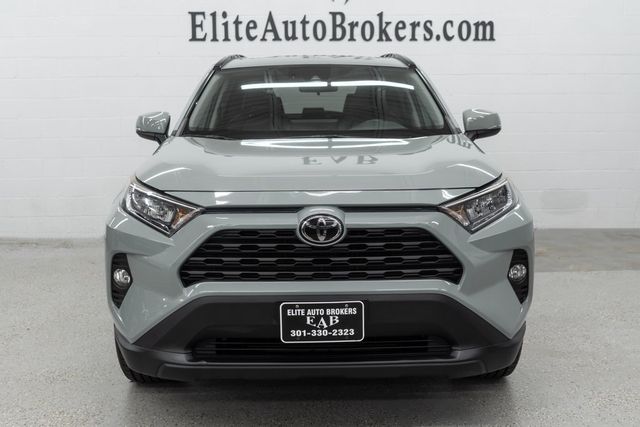 2019 Toyota RAV4 XLE Premium AWD - 23086518 - 2