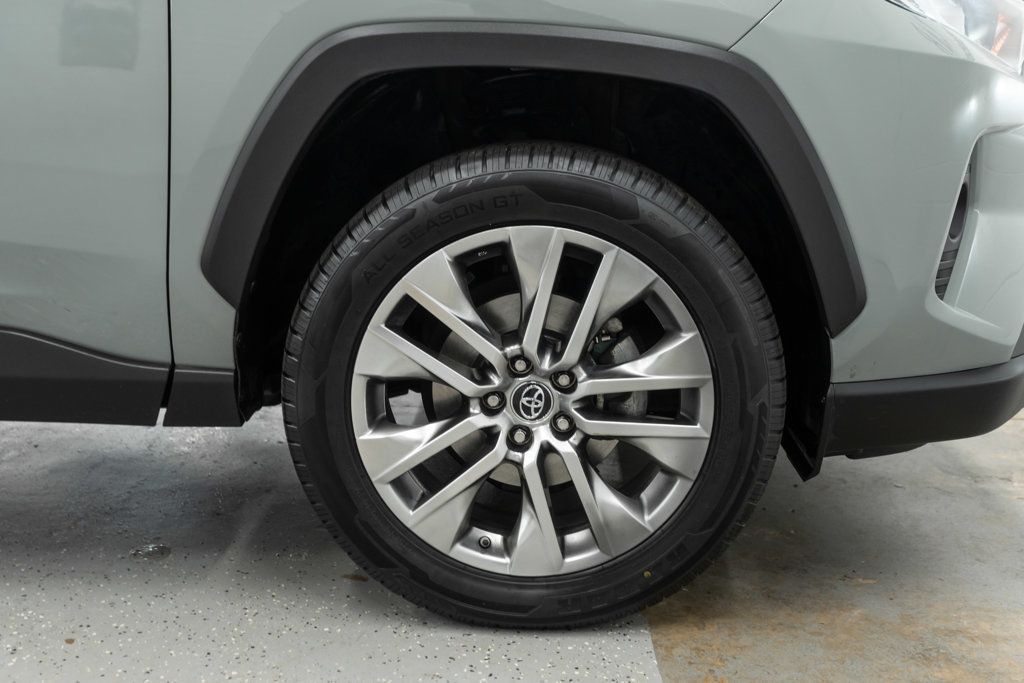 Toyota RAV4 photo 37