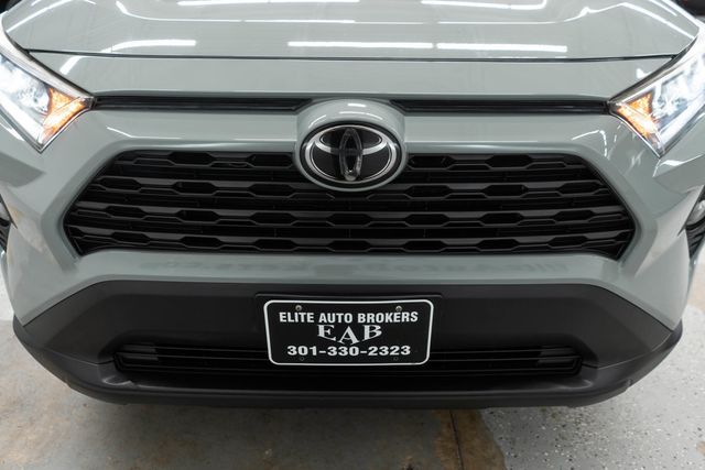 2019 Toyota RAV4 XLE Premium AWD - 23086518 - 42