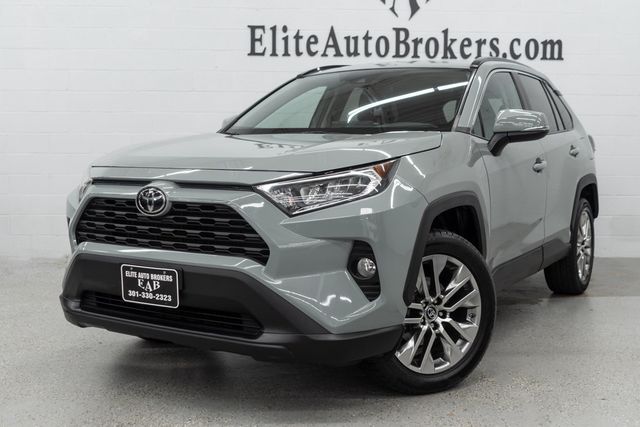 2019 Toyota RAV4 XLE Premium AWD - 23086518 - 50