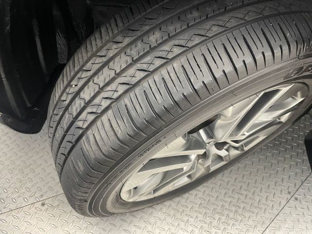 2019 Toyota RAV4 XLE Premium AWD - 22959841 - 47