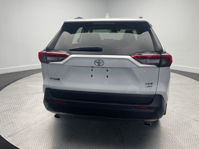 2019 Toyota RAV4 XLE Premium AWD - 22959841 - 5