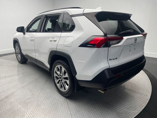 2019 Toyota RAV4 XLE Premium AWD - 22959841 - 6