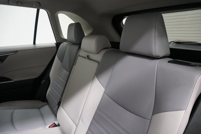 2019 Toyota RAV4 XLE Premium FWD - 22945573 - 10