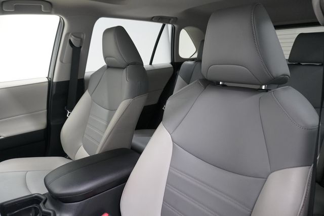 2019 Toyota RAV4 XLE Premium FWD - 22945573 - 8