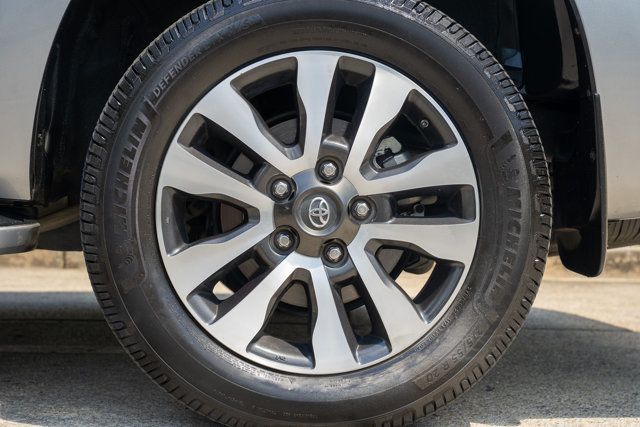 2019 Toyota Sequoia LocalTrade/Limited/4WD/2ndRowCaptains/RearEntertainment - 23034878 - 53