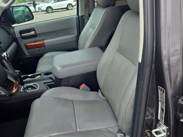 2019 Toyota Sequoia Platinum 4WD - 23035003 - 9