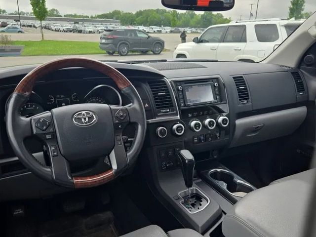 2019 Toyota Sequoia Platinum 4WD - 23035003 - 8